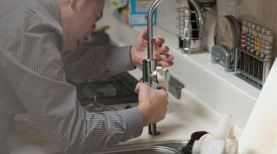 Professional bathroom faucet installation in Yarmouth, IA